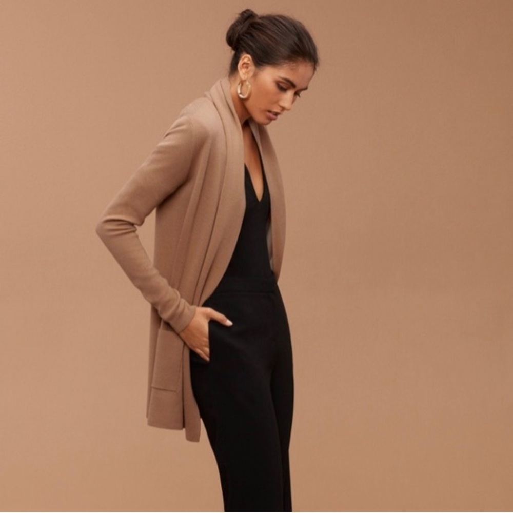 Aritzia Babaton Beekman Wool Knit Elegant Relaxed Cardigan Cottagecore Size XXS